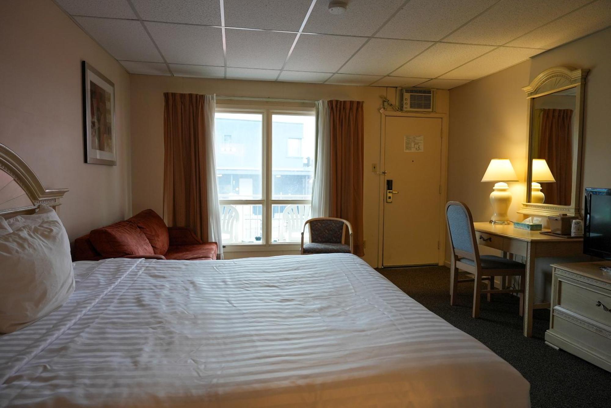 Travelodge By Wyndham Niagara Falls At The Falls Екстериор снимка